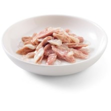 Bolsa de comida húmida Schesir para gatos atum com robalo. Pack de 20 x 85gr